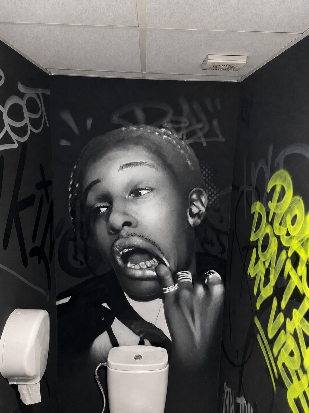 Murales terminados en Big Boss Burger