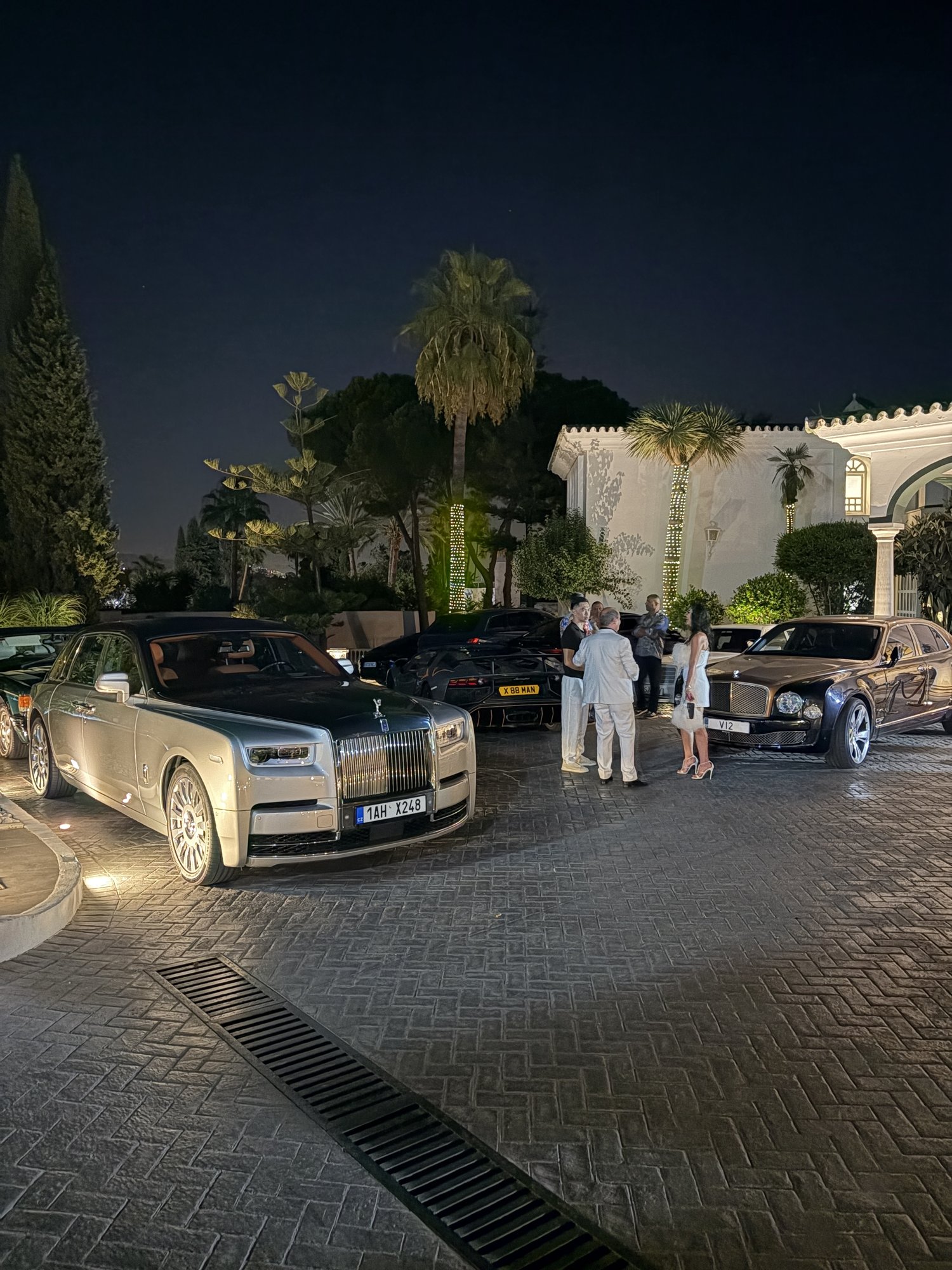 Creación en directo de Bacchus en Palacio Suites Marbella