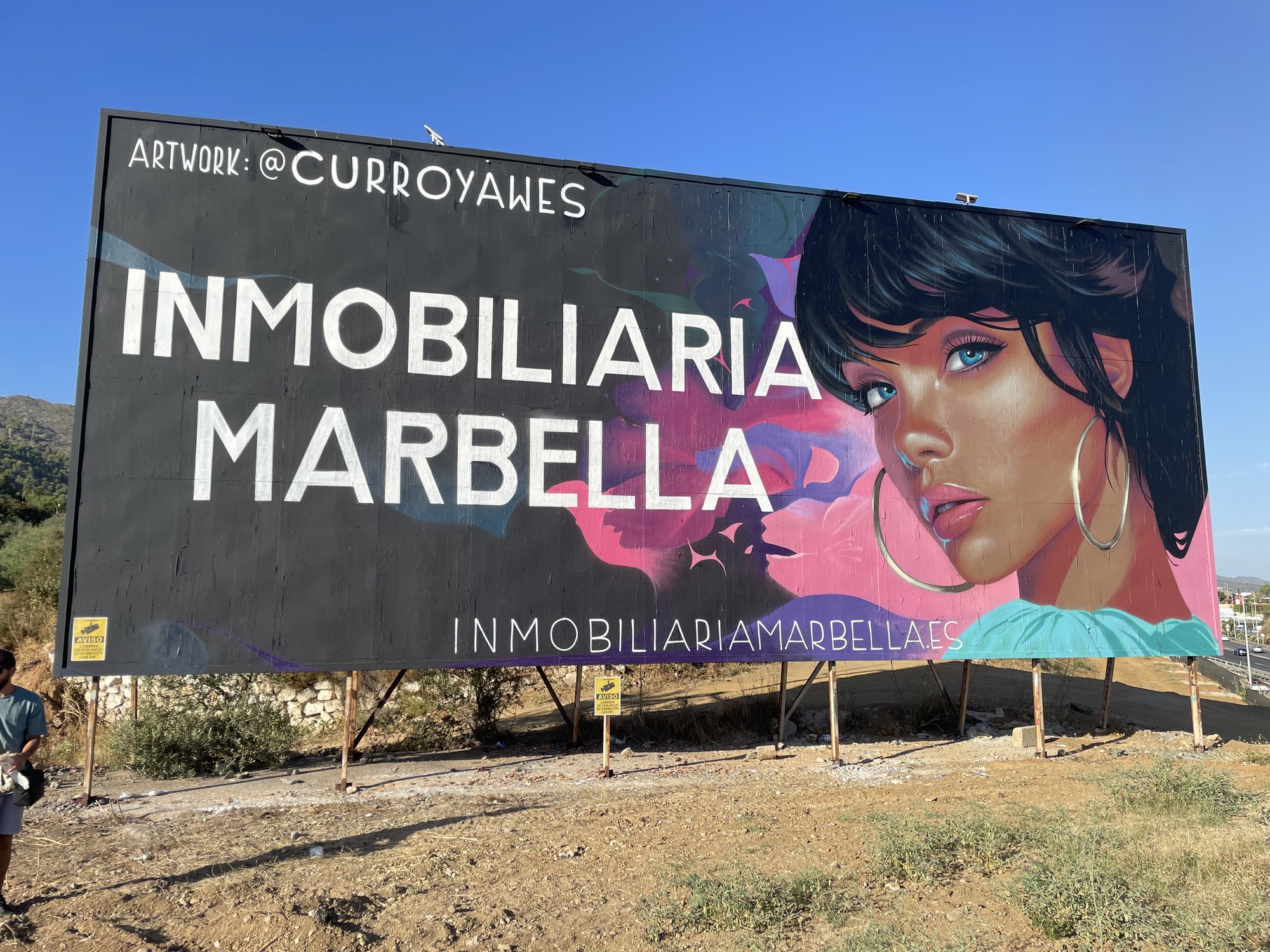 Detalle del cartel inmobiliario terminado